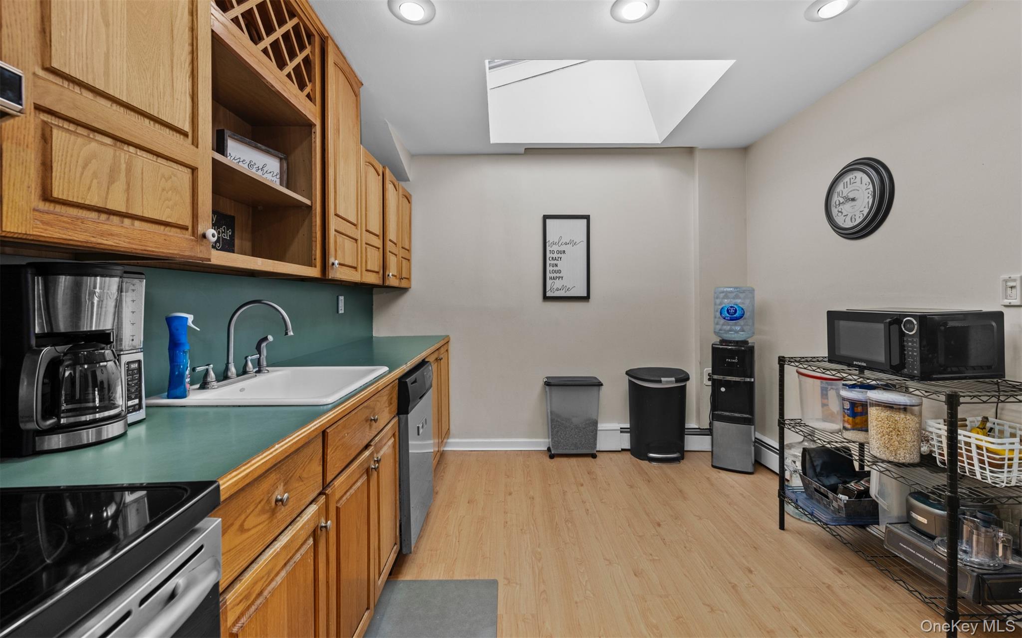 447 China Road Sayville, NY 11782 - Photo 5 of 20