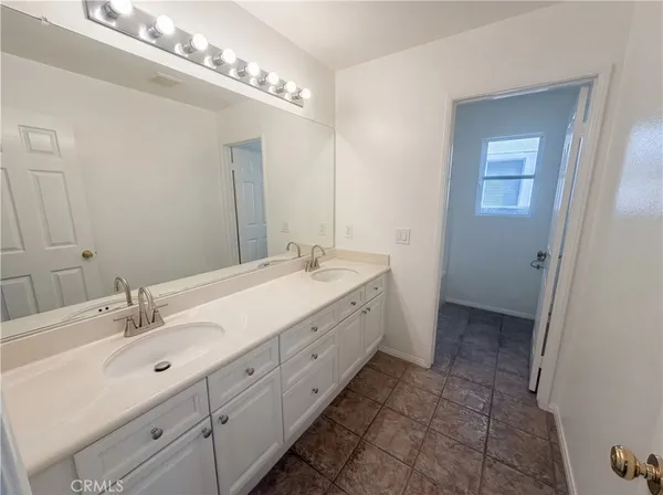 $2,145,000 | 40 Silkwood, Aliso Viejo, CA 92656