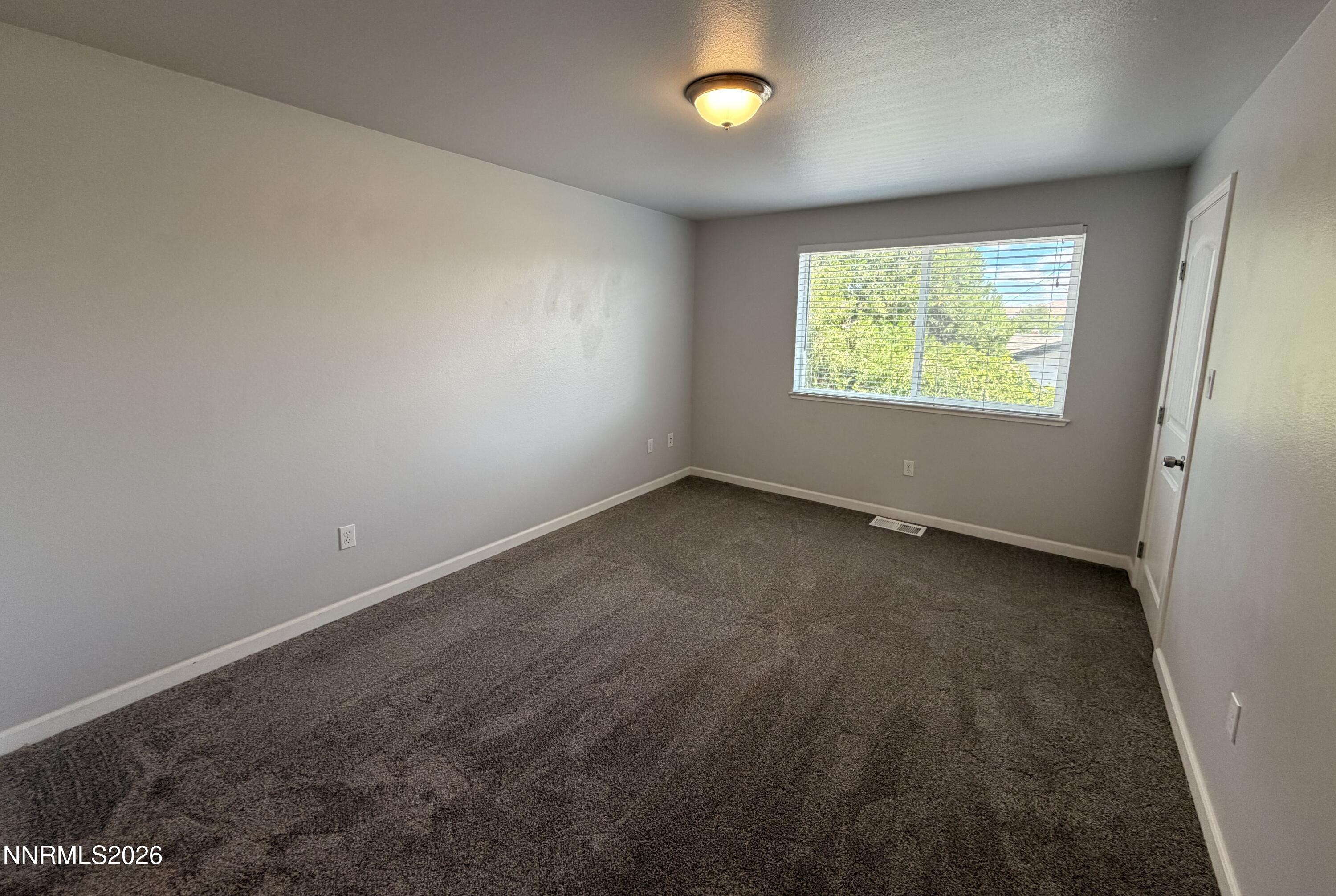 319 Thoma Street, Unit A Reno, NV 89502 - Photo 11 of 21 2026-06-28 11.47.45