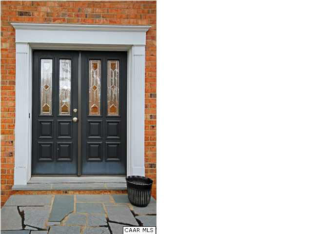 2603 Huntington Road Charlottesville, VA 22901 - Photo 2 of 14