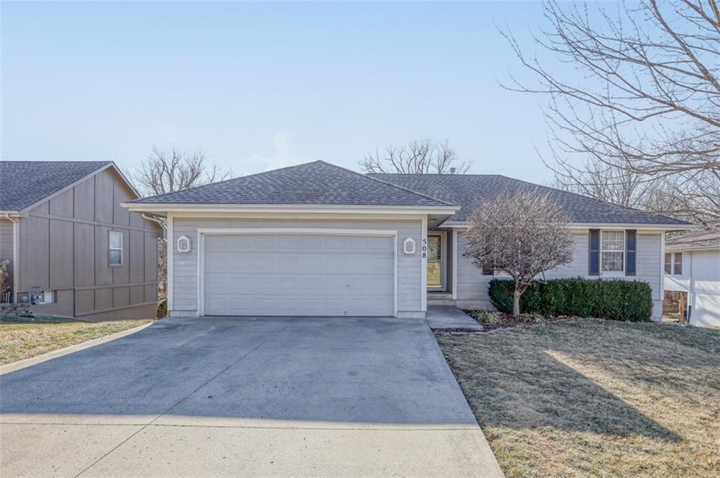 508 South Huntsman Boulevard Raymore, MO 64083 - Photo 1 of 1