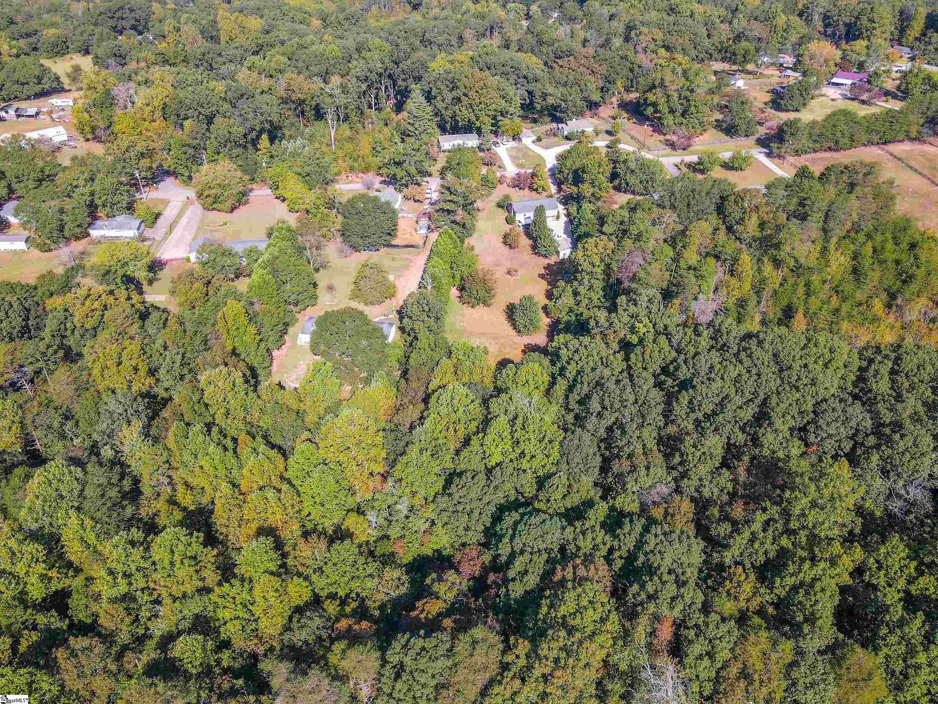 223 Motor Boat Club Road Greenville, SC 29611 - Photo 14 of 34 Gallery Image 14