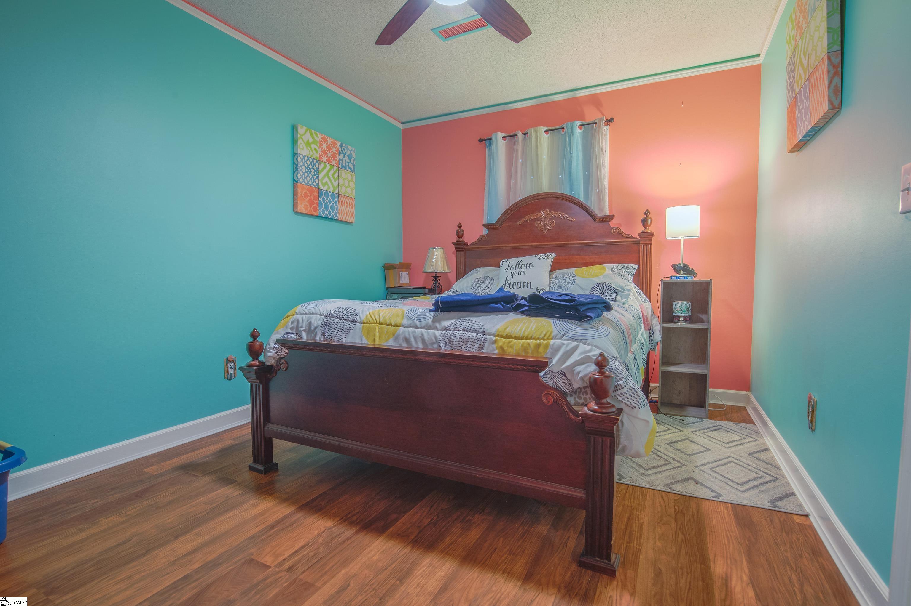 223 Motor Boat Club Road Greenville, SC 29611 - Photo 28 of 34 Gallery Image 28
