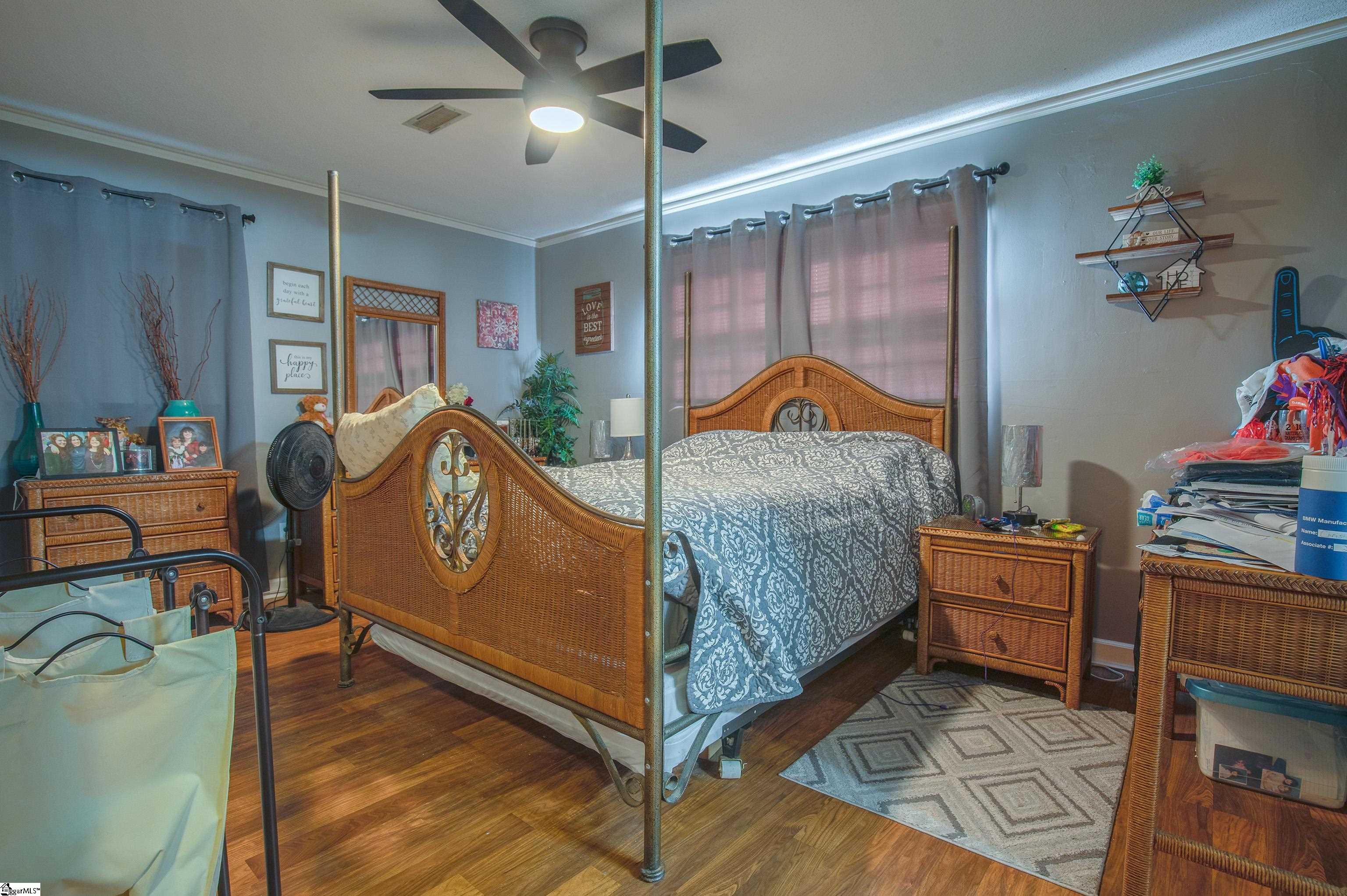 223 Motor Boat Club Road Greenville, SC 29611 - Photo 8 of 34 Gallery Image 8