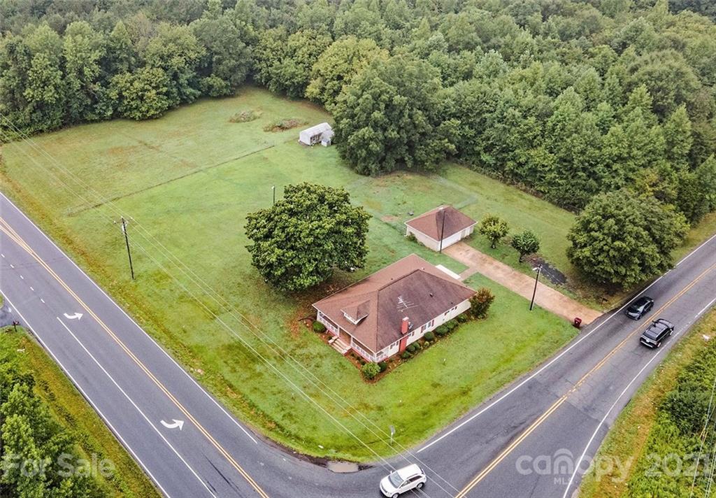 2330 Faith Road Salisbury, NC 28146 - Photo 5 of 27 Gallery Image 5
