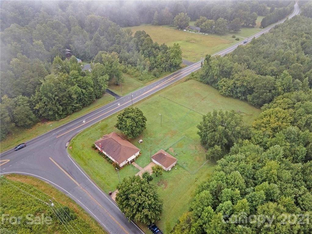 2330 Faith Road Salisbury, NC 28146 - Photo 6 of 27 Gallery Image 6