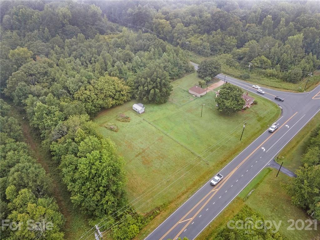 2330 Faith Road Salisbury, NC 28146 - Photo 7 of 27 Gallery Image 7