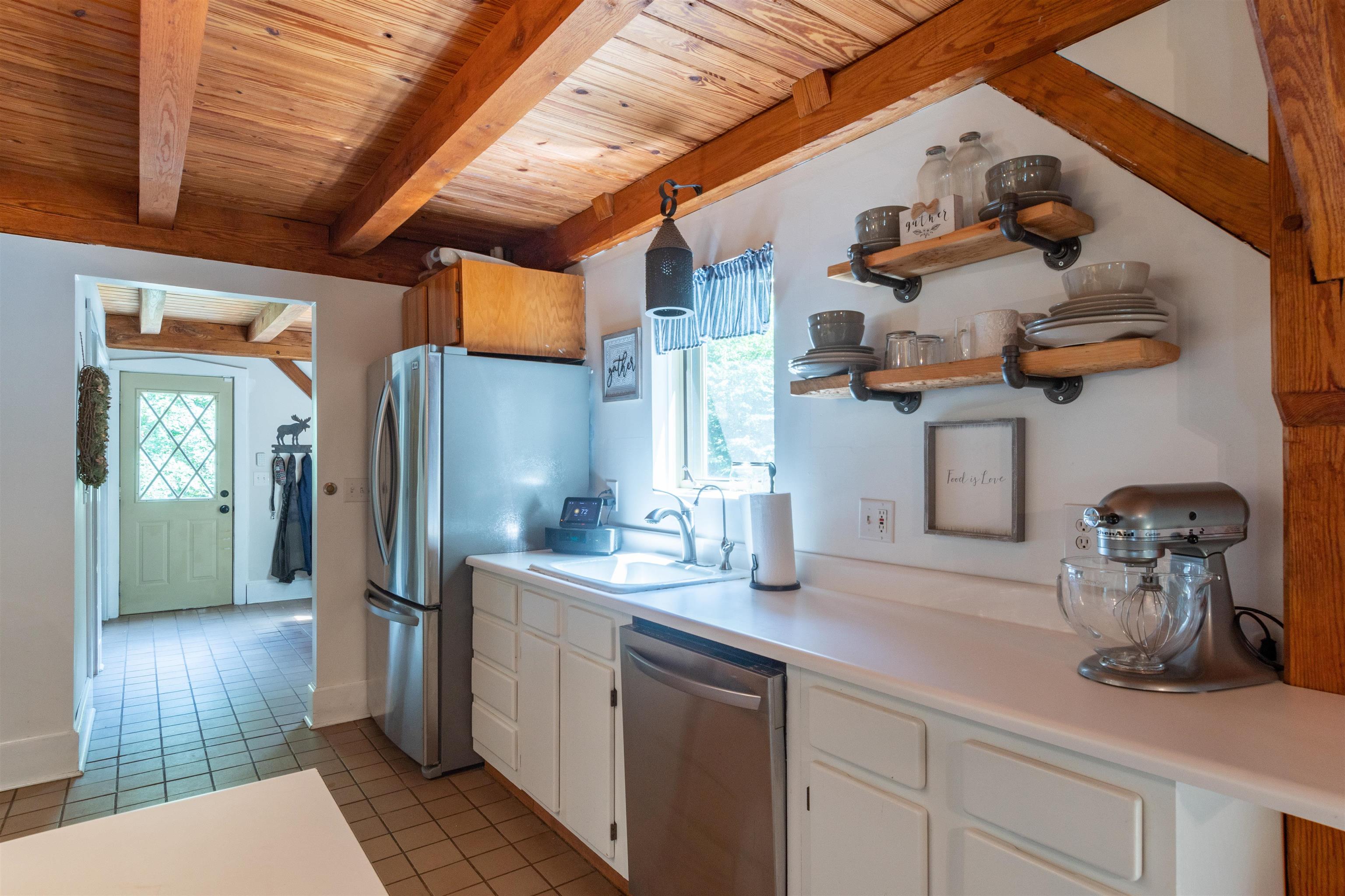98 Beech Hill Road Weare, NH 03281 - Photo 7 of 29
