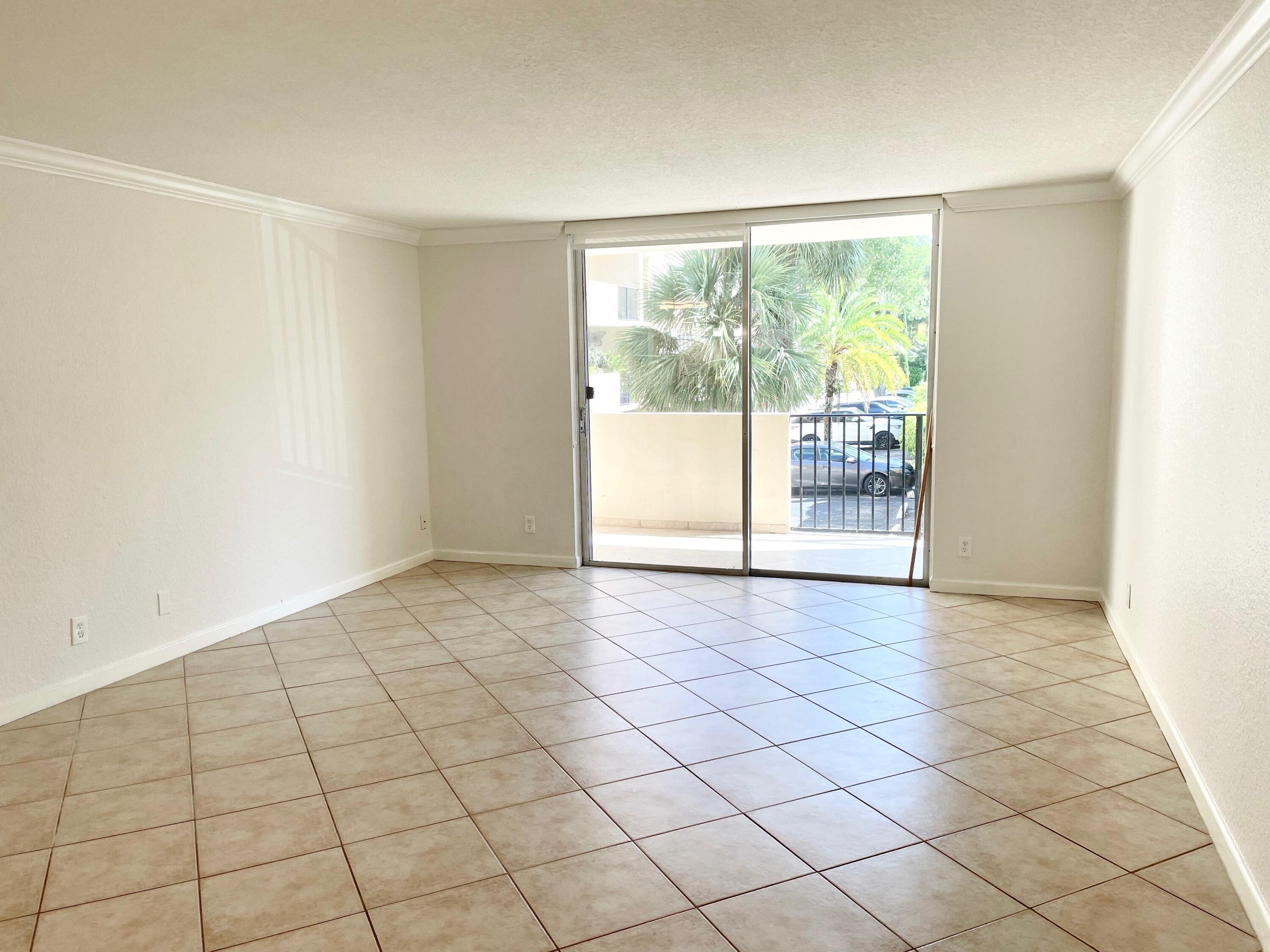 1000 Spanish River Road, Unit 2N Boca Raton, FL 33432 - Photo 19 of 58 IMG_2148