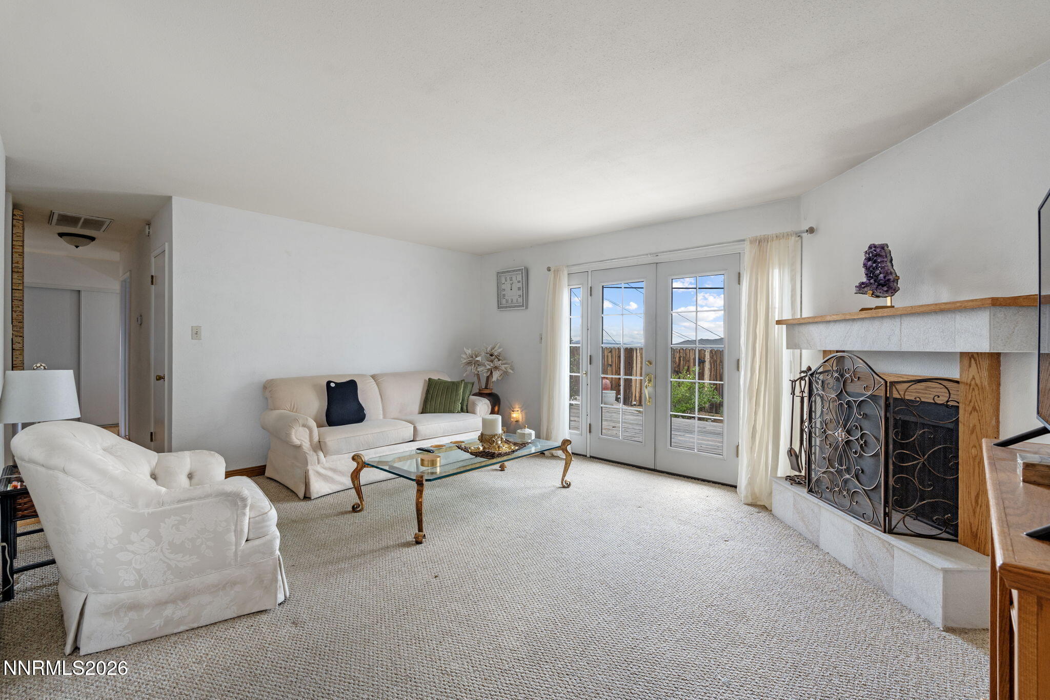 7630 Halifax Drive Reno, NV 89506 - Photo 5 of 33 9-web-or-mls-DSC09969