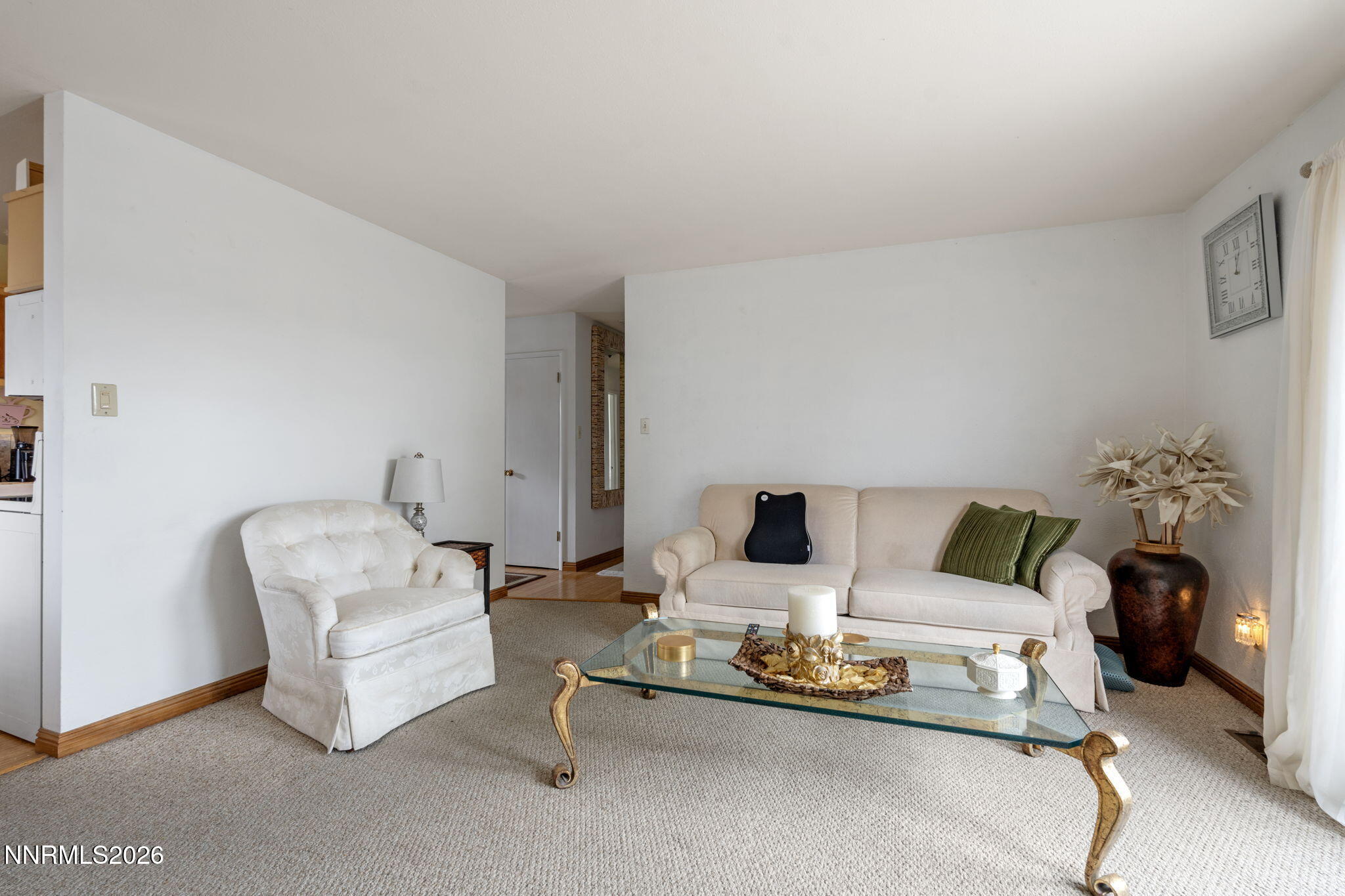 7630 Halifax Drive Reno, NV 89506 - Photo 7 of 33 11-web-or-mls-DSC09979