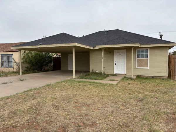 $1,000 | 528 42nd Street, Lubbock, TX 79404