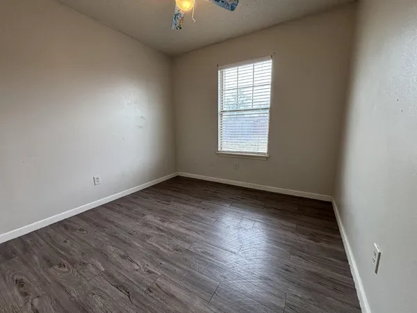 $1,000 | 528 42nd Street, Lubbock, TX 79404