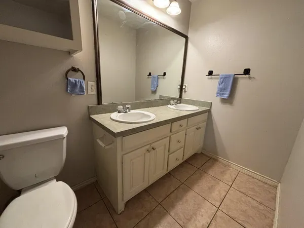 $1,000 | 528 42nd Street, Lubbock, TX 79404