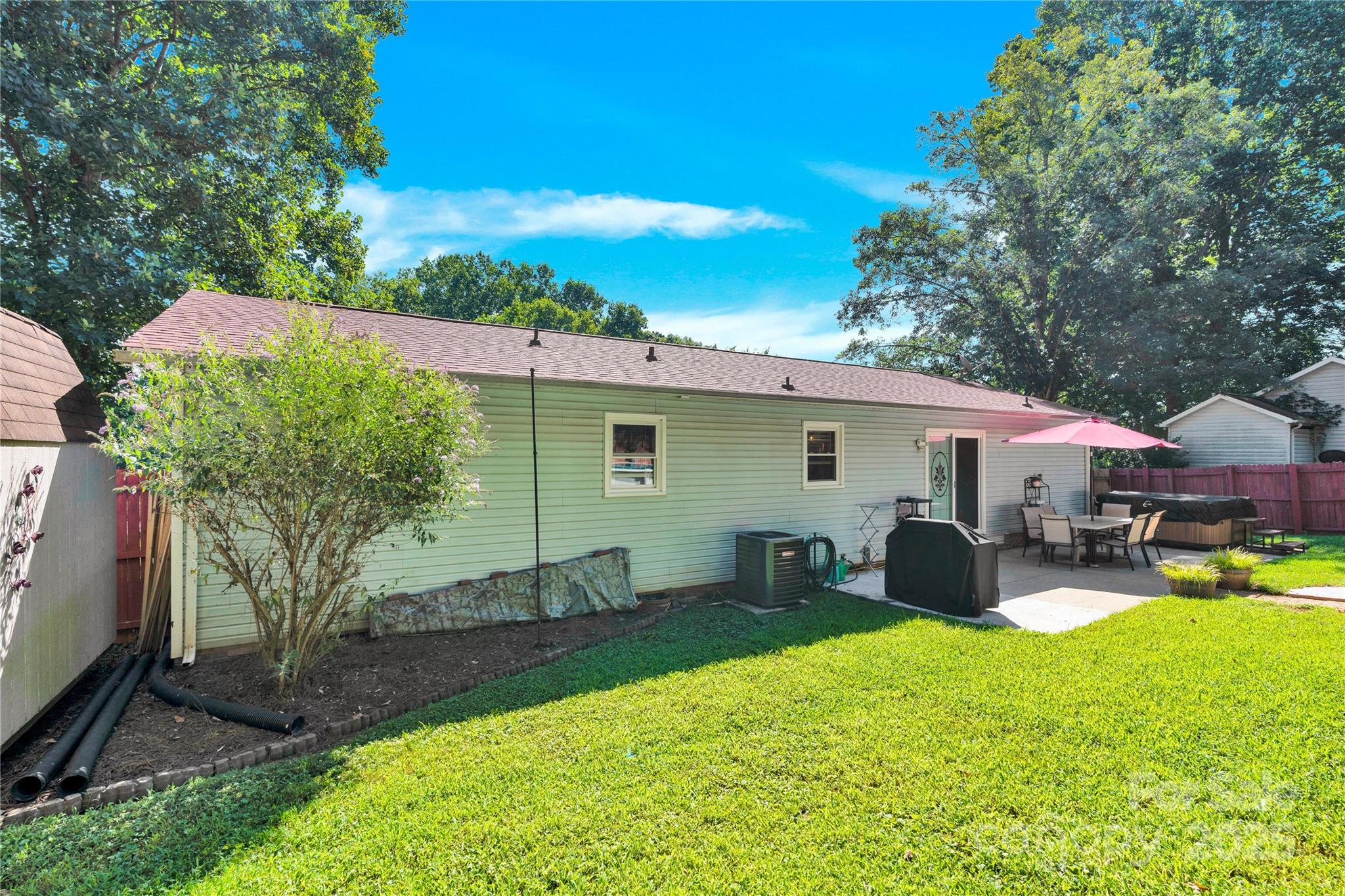 159 Bowman Road Statesville, NC 28625 - Photo 38 of 38 a front view of house with yard and trees
