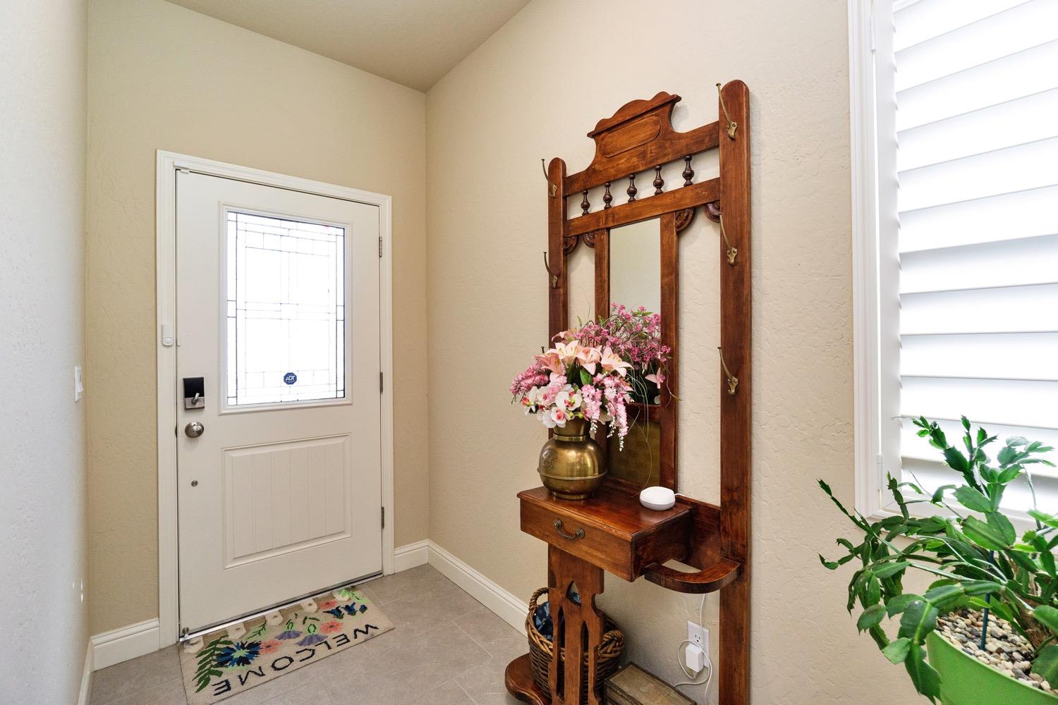 881 Strada Street Lemoore, CA 93245 - Photo 3 of 39 Gallery Image 3