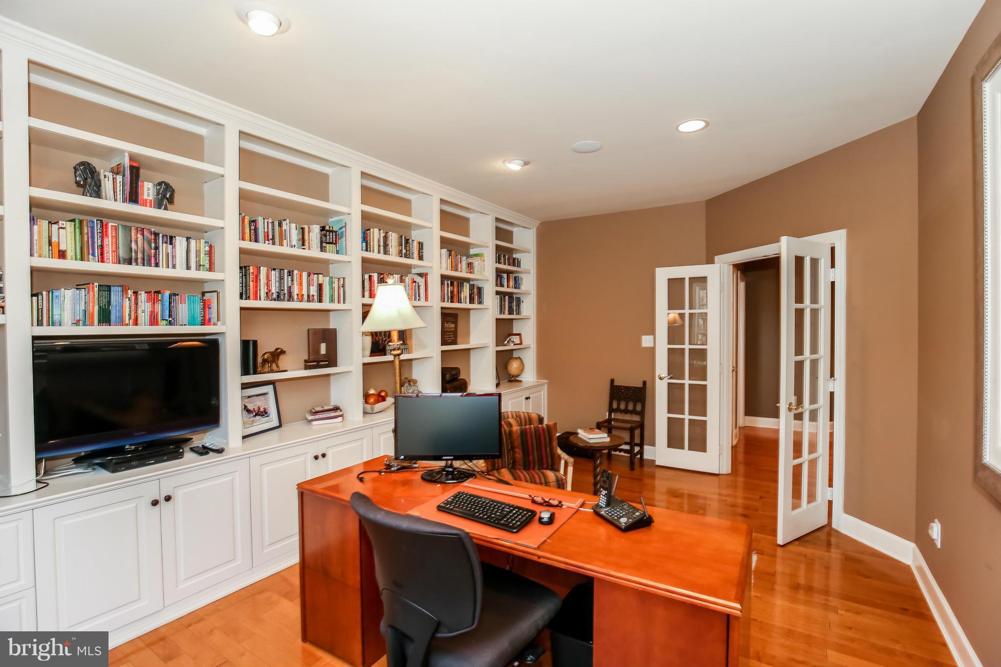 10403 Grey Fox Road Potomac, MD 20854 - Photo 10 of 23 a view of a workspace with furniture