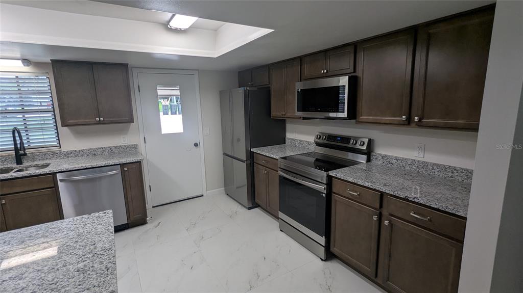 104 Quail Ridge Court Sanford, FL 32771 - Photo 8 of 25 Gallery Image 8