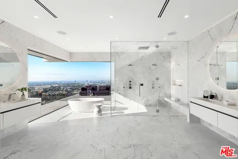 $23,500,000 | 8116 Laurel View Drive, Los Angeles, CA 90069