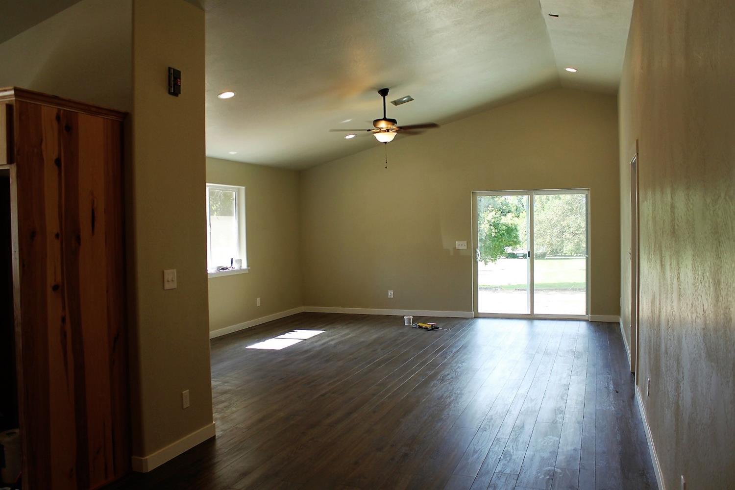 234 Southwest High Street Grants Pass, OR 97526 - Photo 9 of 18 Additional Photo