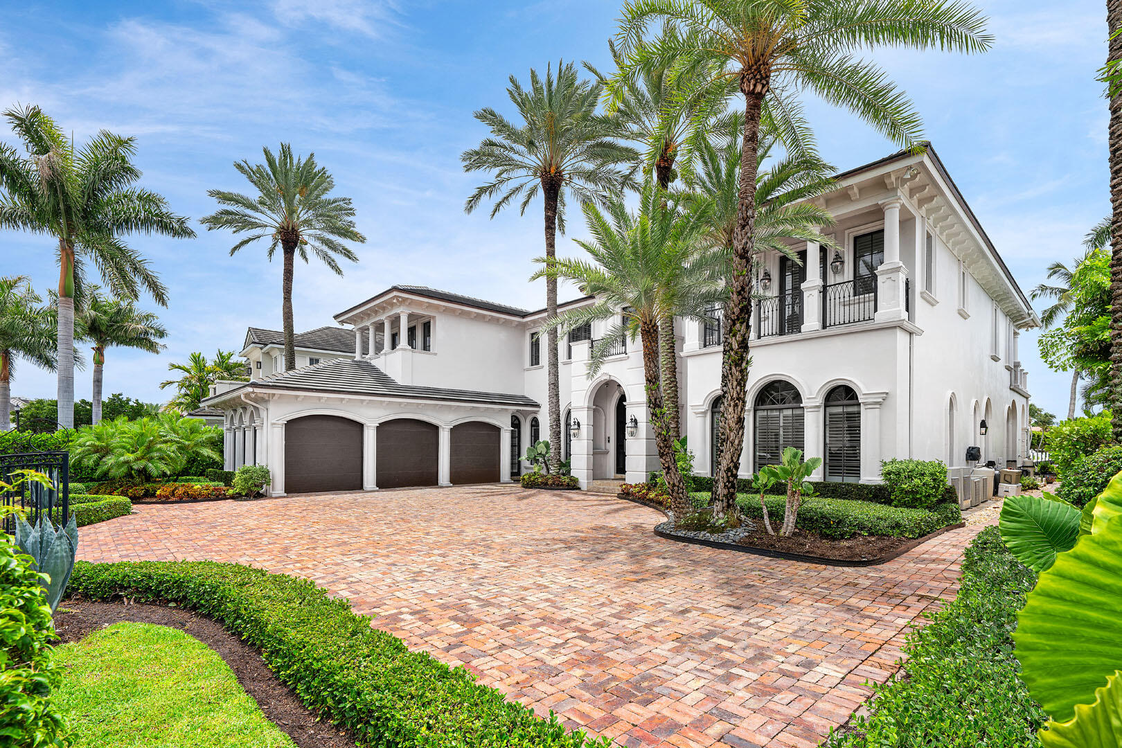450 South Maya Palm Drive Boca Raton, FL 33432 - Photo 4 of 70 450_South_Maya_Palm_Drive_03