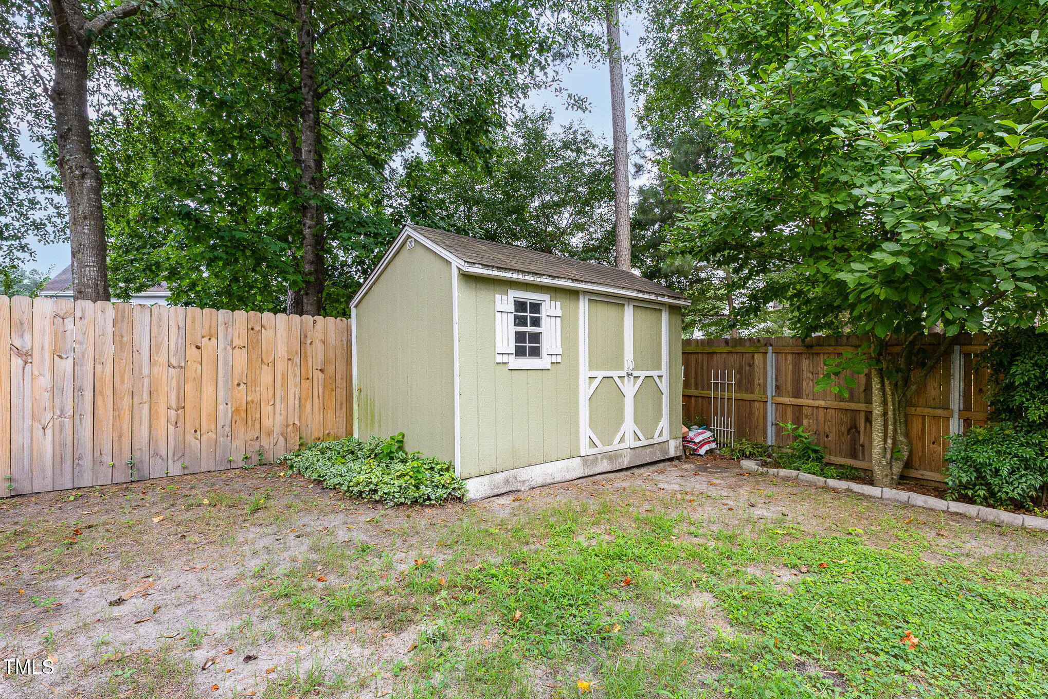 4008 Landover Lane Raleigh, NC 27616 - Photo 35 of 38 024_cj4a4991-edit_991