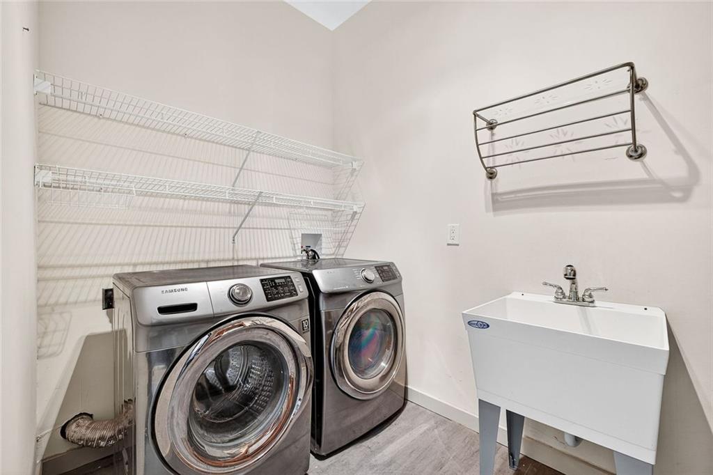 4812 Lake Forrest Drive Northwest Sandy Springs, GA 30342 - Photo 20 of 56