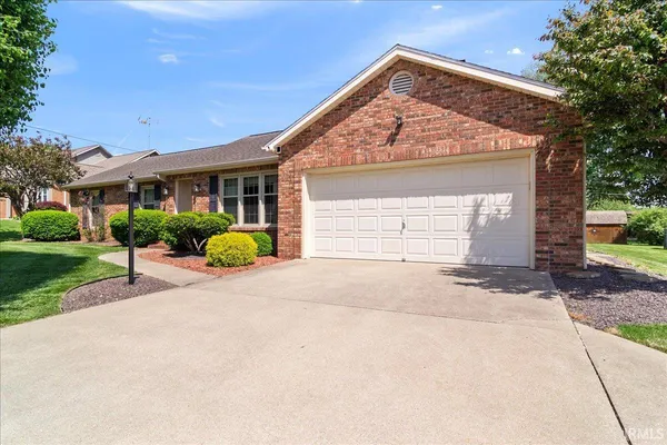 $349,900 | 1116 North Main Street, Princeton, IN 47670