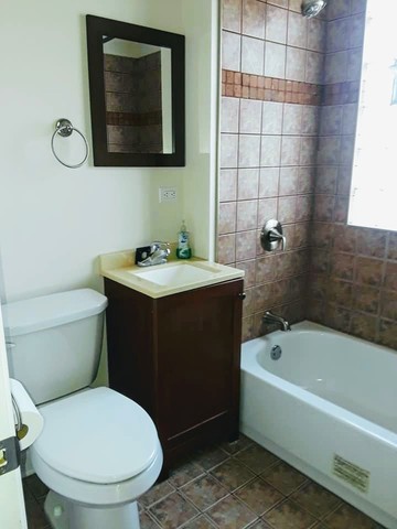 6606 West George Street, Unit 2 Chicago, IL 60634 - Photo 4 of 8