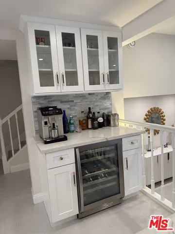 $5,950 | 13218 Fiji Way, Unit J, Marina del Rey, CA 90292