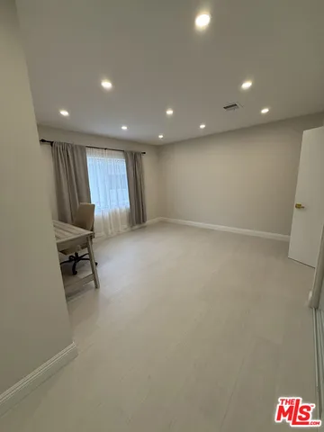 $5,950 | 13218 Fiji Way, Unit J, Marina del Rey, CA 90292