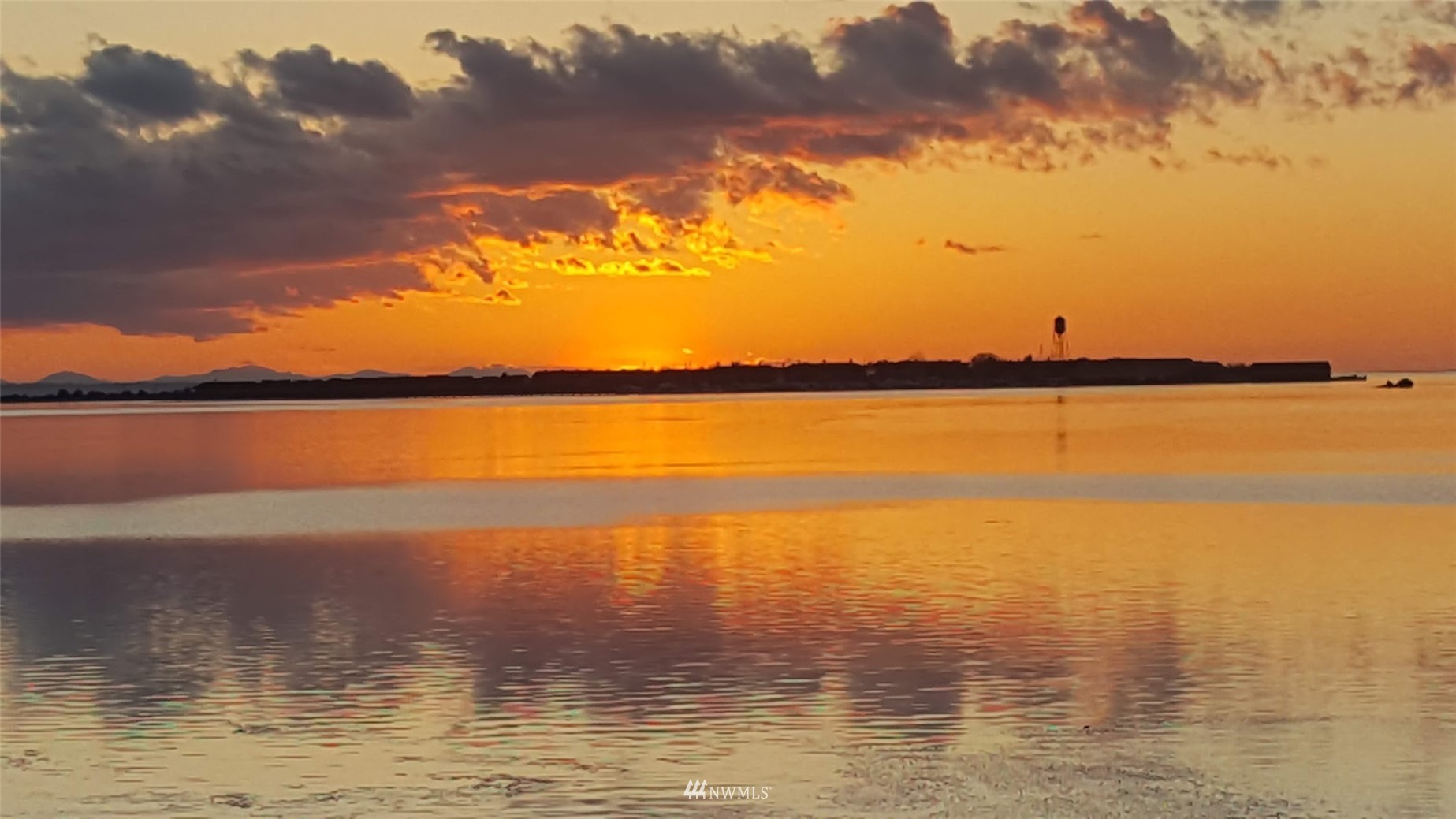 920 Ruby Street Blaine, WA 98230 - Photo 3 of 40