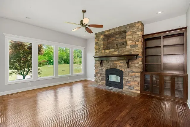 $639,000 | 28993 Blue Stem Drive, Paola, KS 66071