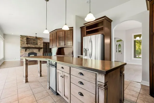 $639,000 | 28993 Blue Stem Drive, Paola, KS 66071