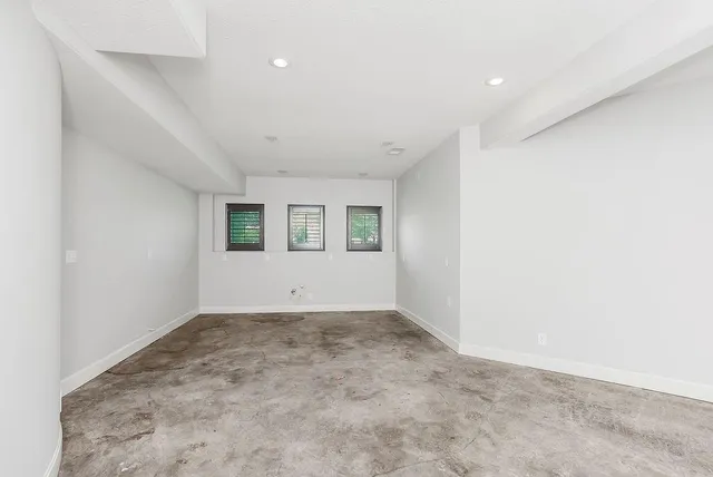 $639,000 | 28993 Blue Stem Drive, Paola, KS 66071