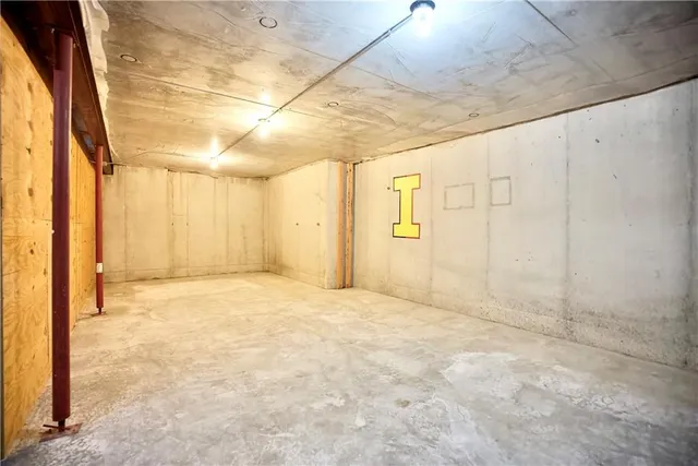 $639,000 | 28993 Blue Stem Drive, Paola, KS 66071