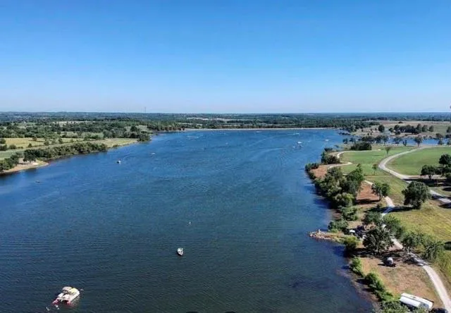 $639,000 | 28993 Blue Stem Drive, Paola, KS 66071