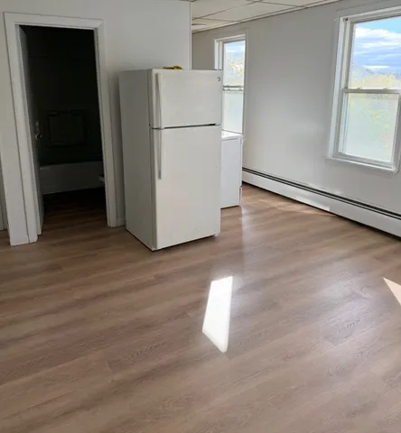 $1,600 | 8 Bourne Street, Unit 2R, Worcester, MA 01606