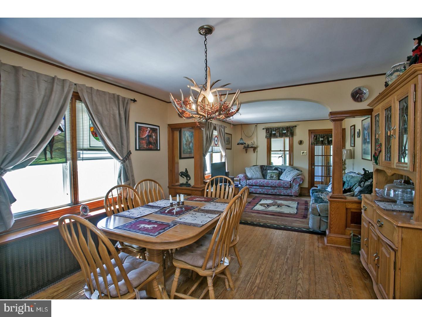 61 Black Road Pilesgrove, NJ 08098 - Photo 7 of 25 Dining Room