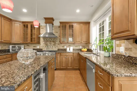 $985,000 | 8155 Douglas Fir Drive, Lorton, VA 22079