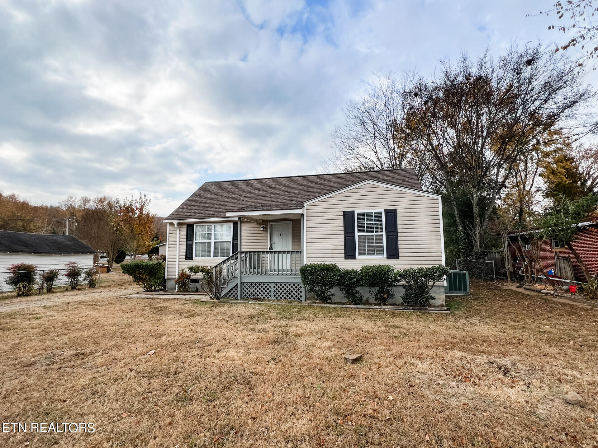 136 Pierce Street Spring City, TN 37381 - Photo 17 of 19 136PierceSt_36884_17