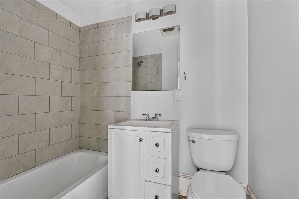 35 Leominster Road Lunenburg, MA 01462 - Photo 20 of 38 Gallery Image 20