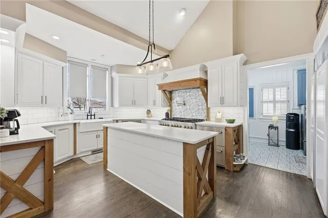 $1,100,000 | 2650 Waters Edge Drive, Gainesville, GA 30504