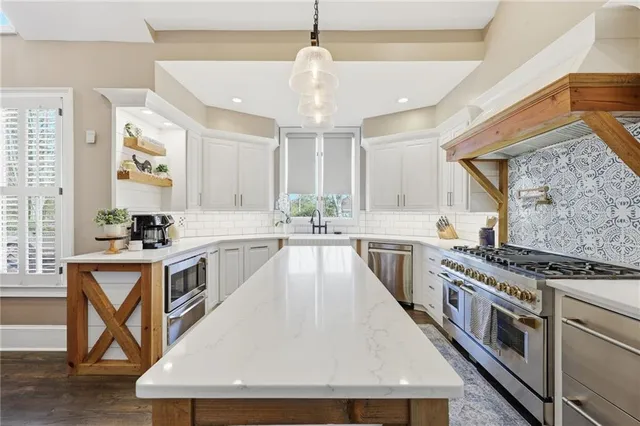 $1,100,000 | 2650 Waters Edge Drive, Gainesville, GA 30504