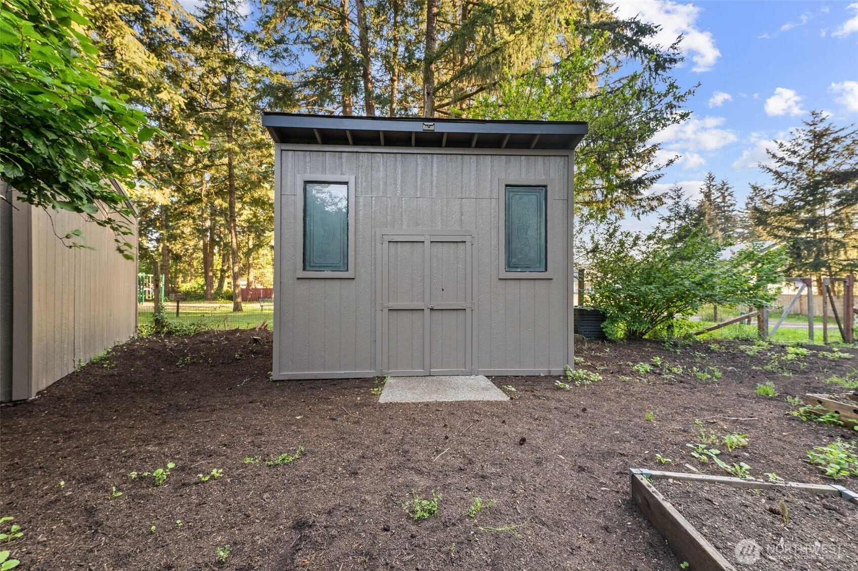 136 Rainier Acres Road Southeast Rainier, WA 98576 - Photo 39 of 40 Gallery Image 39