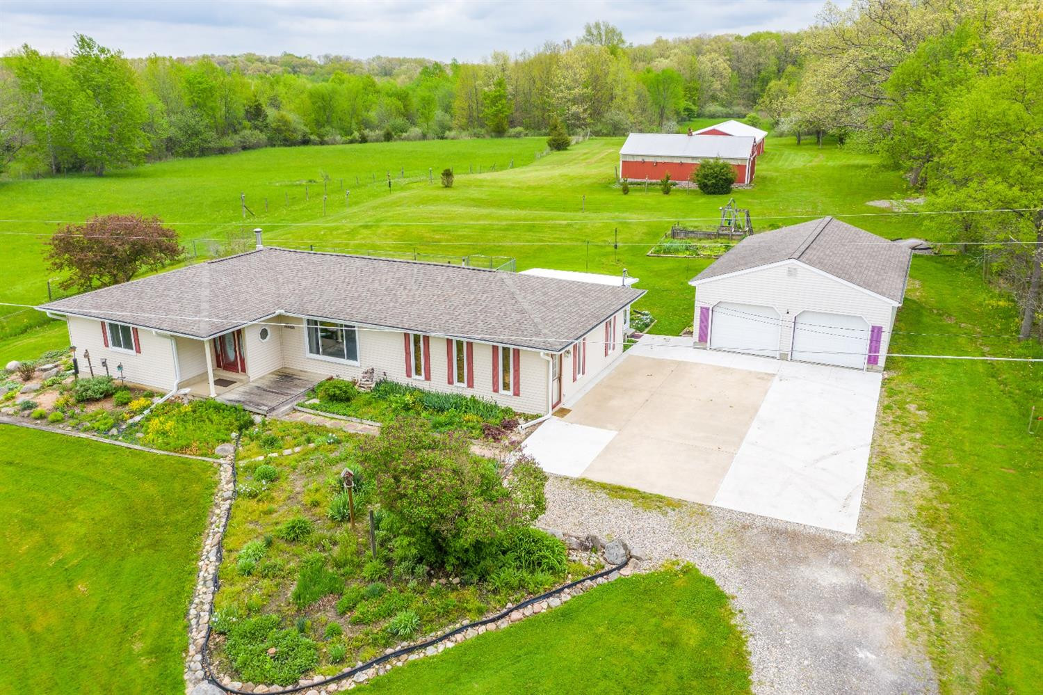 3900 Crandall Road Howell, MI 48855 - Photo 36 of 44 Photo 36