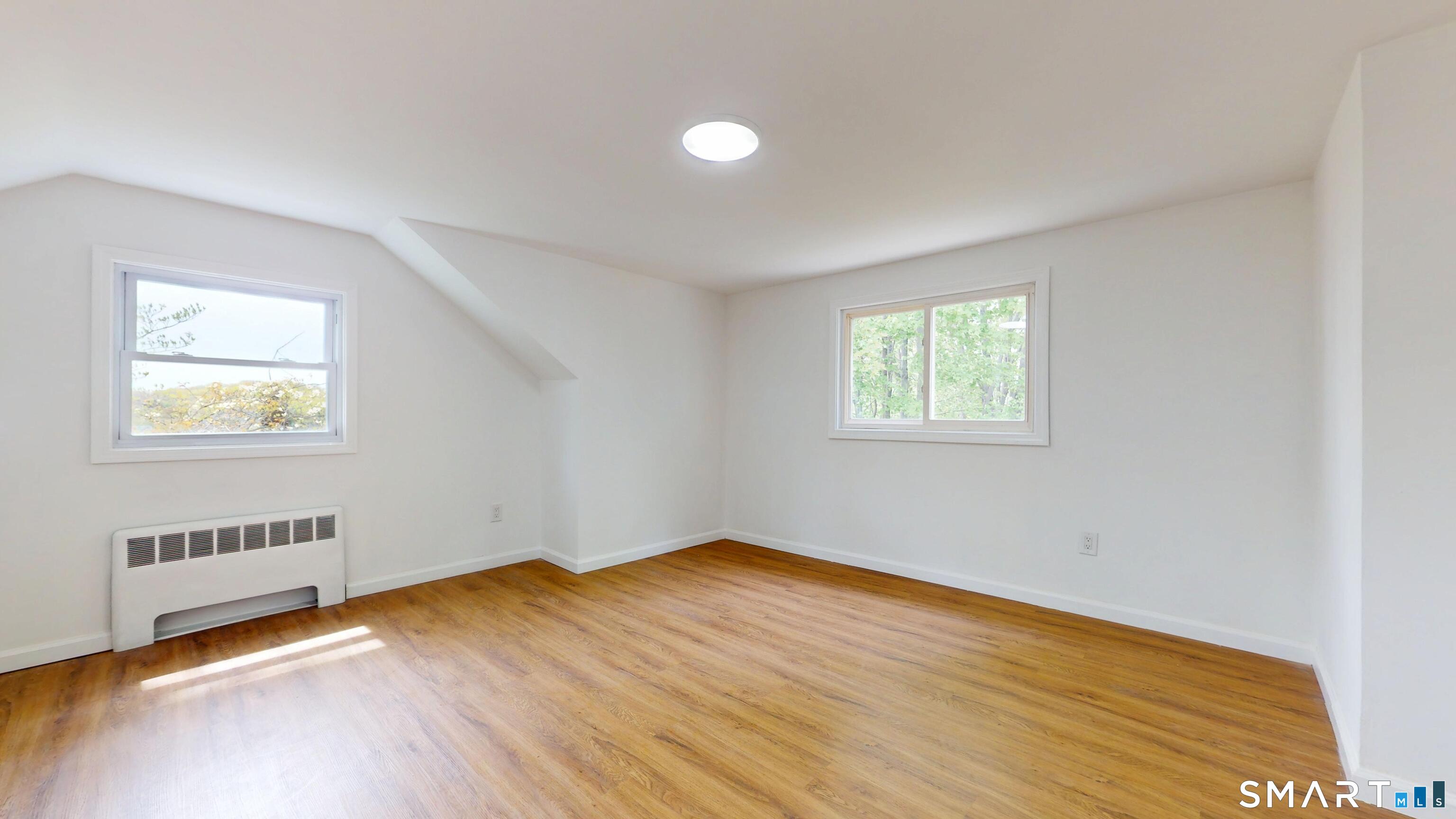 52 Glen Haven Road New Haven, CT 06513 - Photo 20 of 38