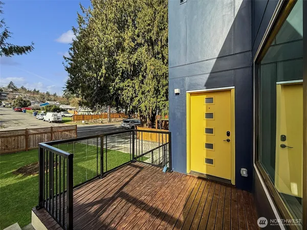 $1,100,000 | 620 Stevens Avenue Northwest, Renton, WA 98057