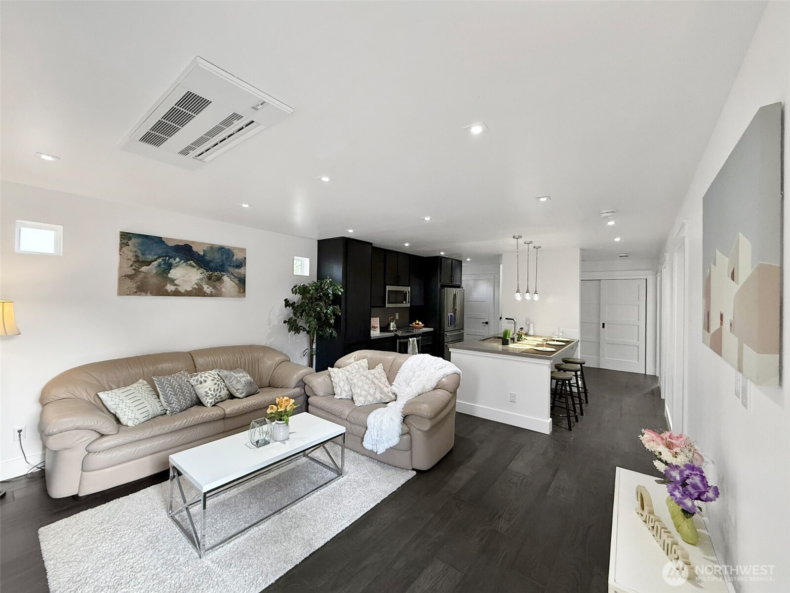 620 Stevens Avenue Northwest Renton, WA 98057 - Photo 3 of 23