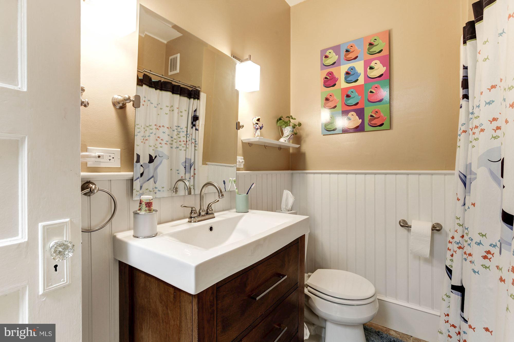 2426 Tunlaw Road Northwest Washington, DC 20007 - Photo 22 of 30 Upstairs hall bath